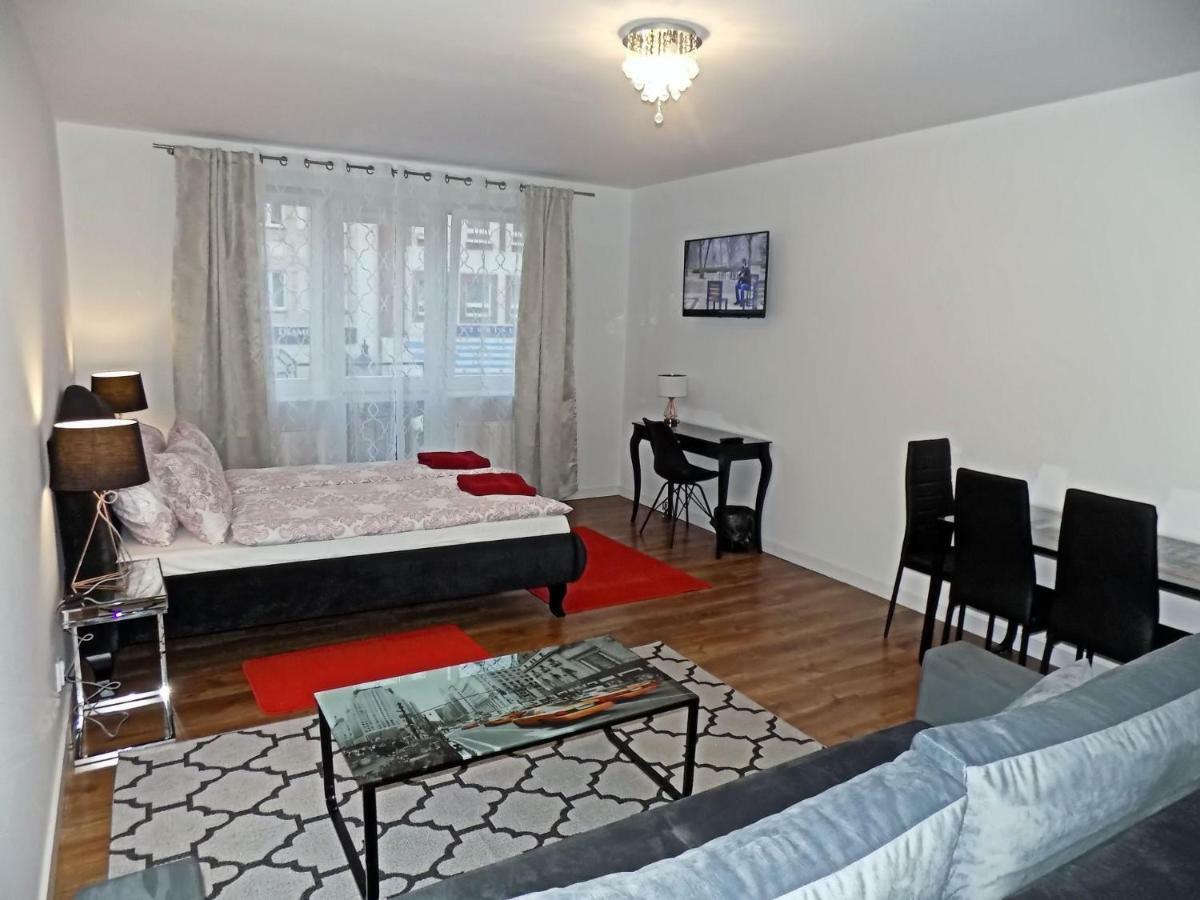 Apartament Mona Starowka-Old Town Elblag Exterior photo